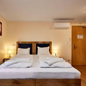 Hotel Isha, Francfort-sur-le-Main