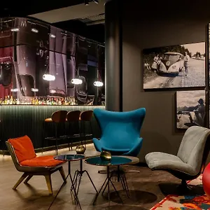 One Frankfurt-eastside Hotel