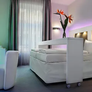 Grand Downtown Hotell