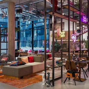 Hotel Moxy Frankfurt Center, Francfort-sur-le-Main